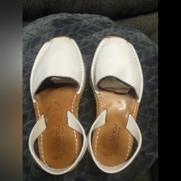 Handmade White Leather Sandals - Picture 7 of 9